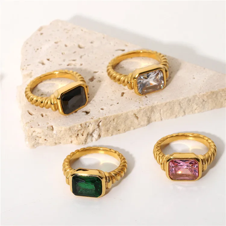 

European And American Stainless Steel Rectangular Emerald Zircon Twisted Spiral Couple Rings Gold Plated Rings, Picture shows