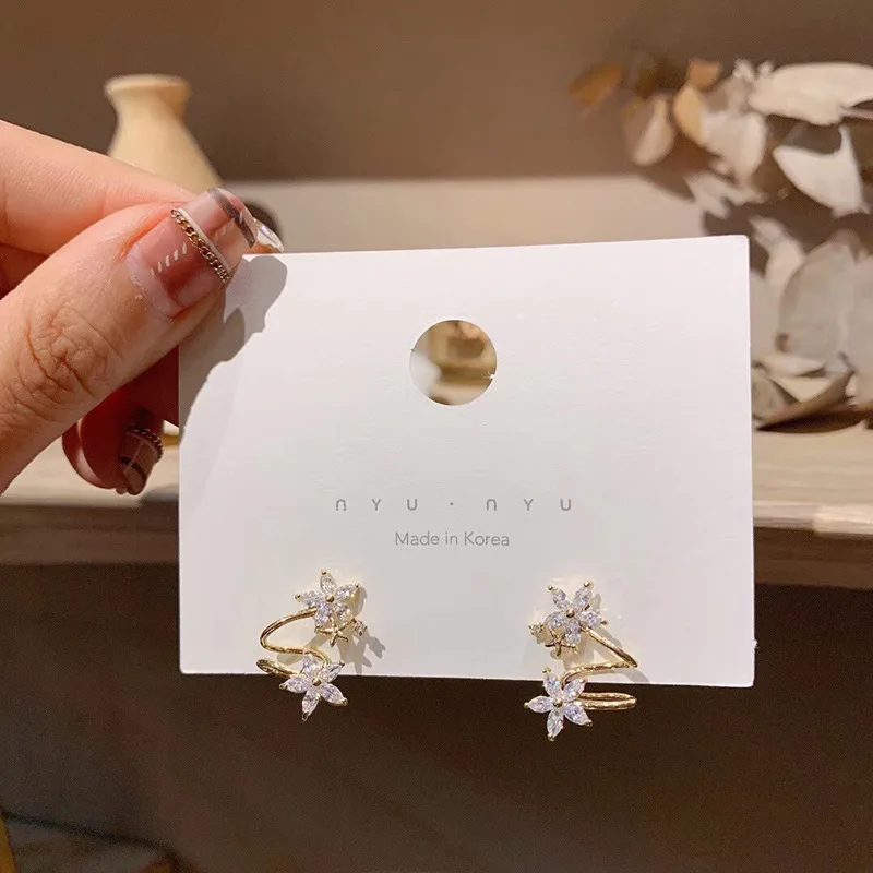 

New Korean Styles Summer Accessories 925 Flower Earrings For Women Shiny Zircon, Picture