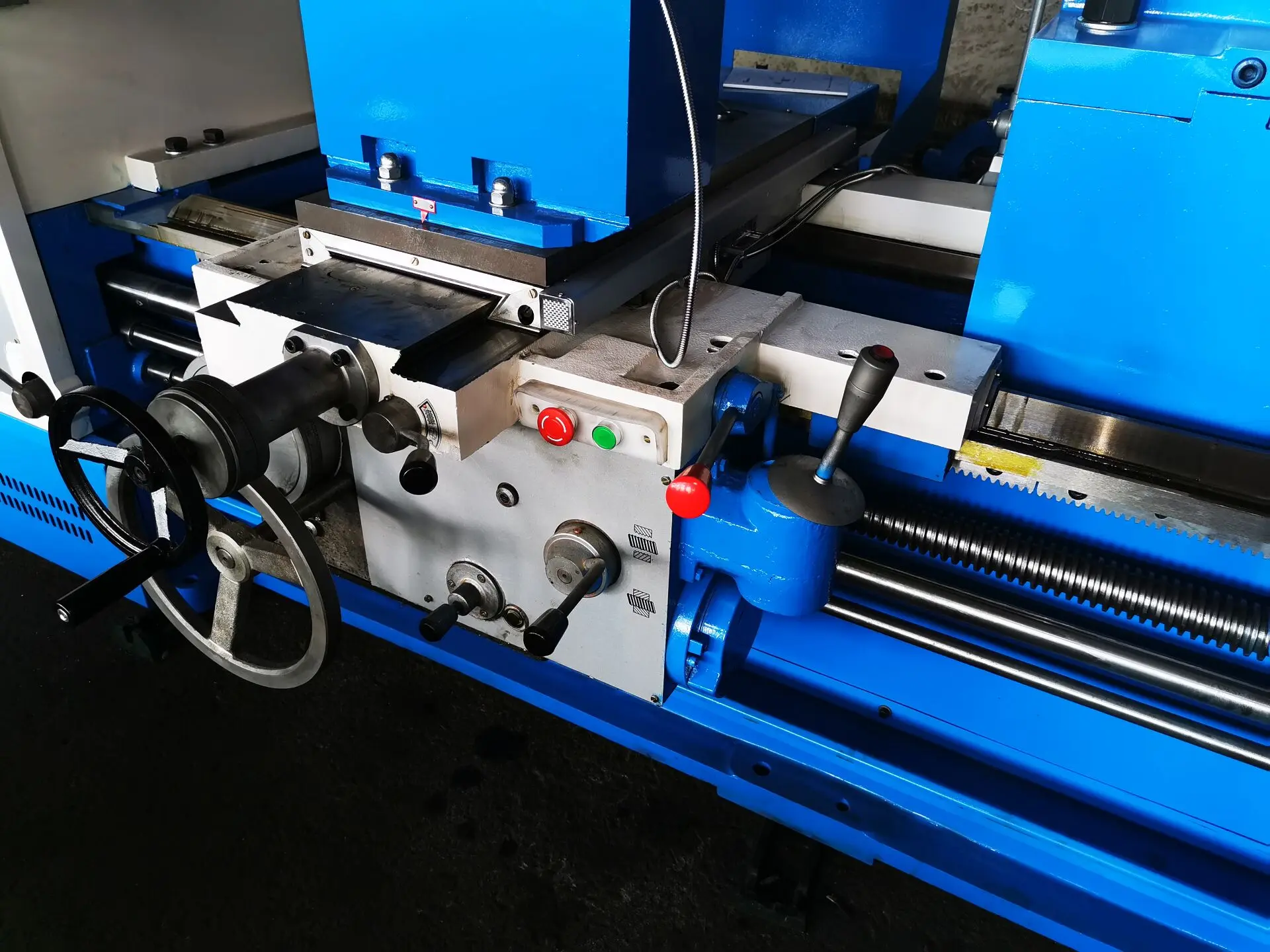 cw6280b conventional horizontal heavy gap lathe machine with ce