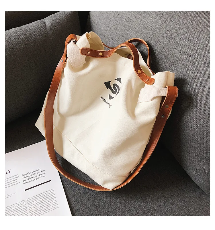 

2021 new custom casual canvas tide bag large capacity Korean version plain female bag wholesale, Black