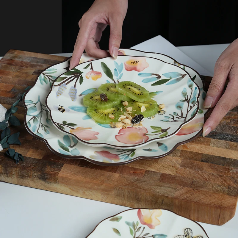 

Retro hand-painted spring rhyme lace plate pastoral ceramic flat pan food dish fruit dessert plate western food steak plate