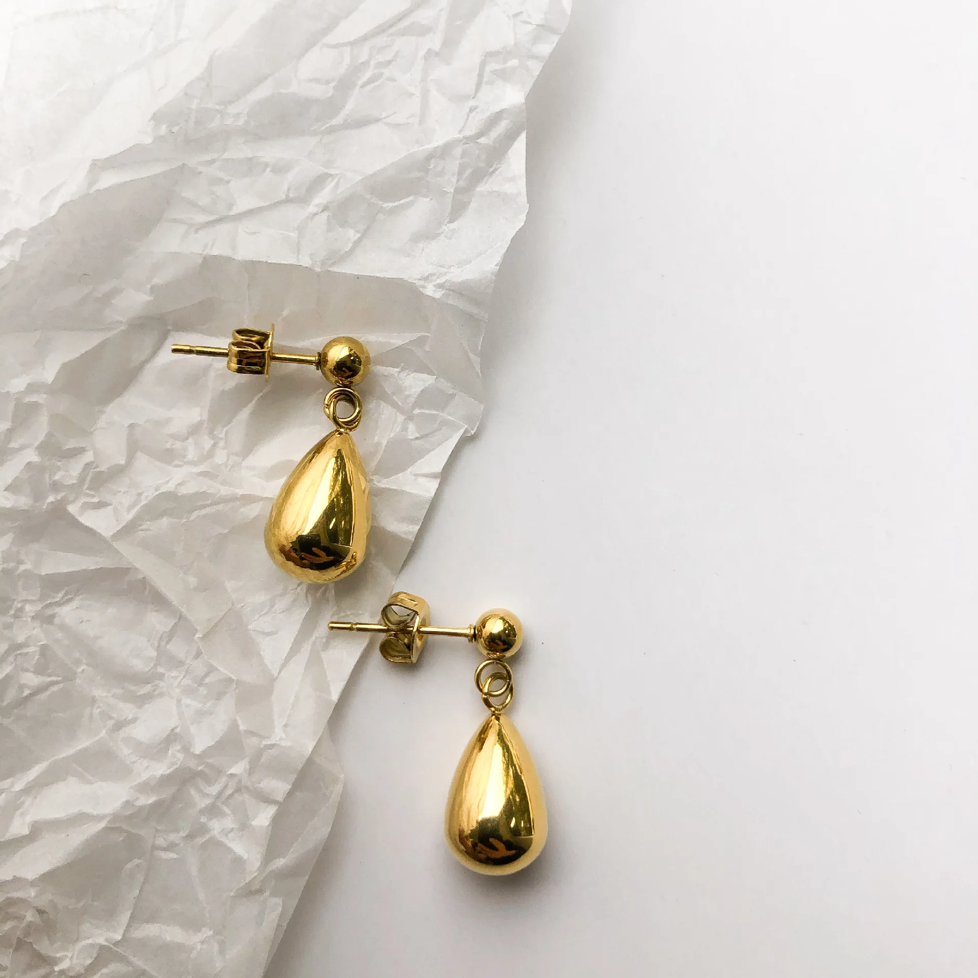 

Waterdrop Stud Drop Earring Metal Teardrop Dangle Earring Gold Plated Stainless Steel Vintage Glossy Smooth Face Geometric 18k