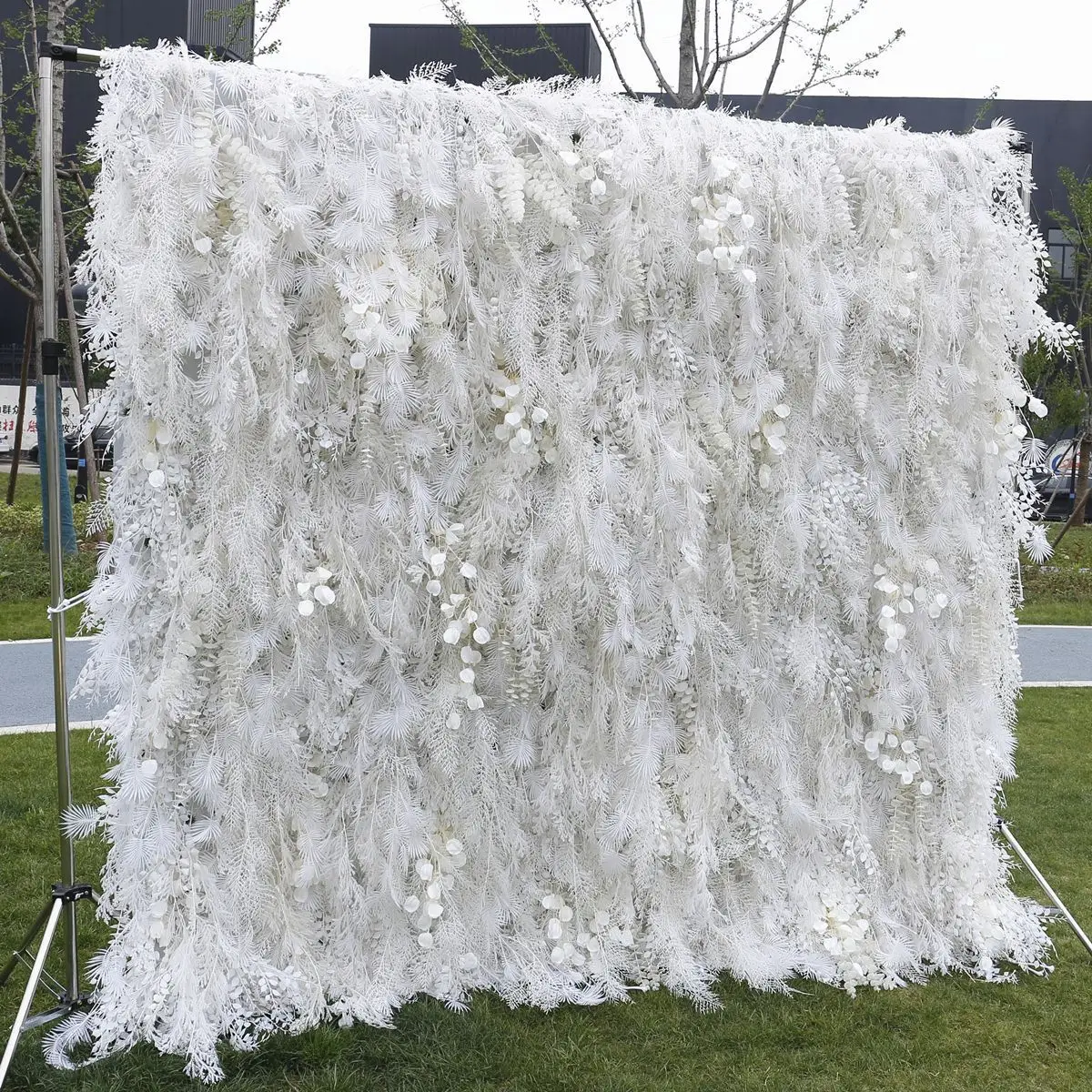 ISEVIAN 5d Roll up White Pampas Flower Wall Backdrop for Wedding Decor