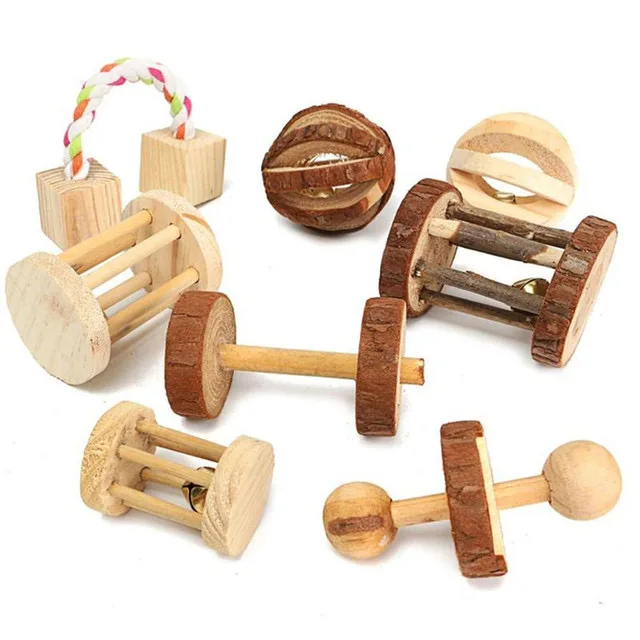 

Cute Natural Wooden Rabbits Toys Bell Roller Chew Toys for Guinea Pigs Rat Small Pet Molars Supplies