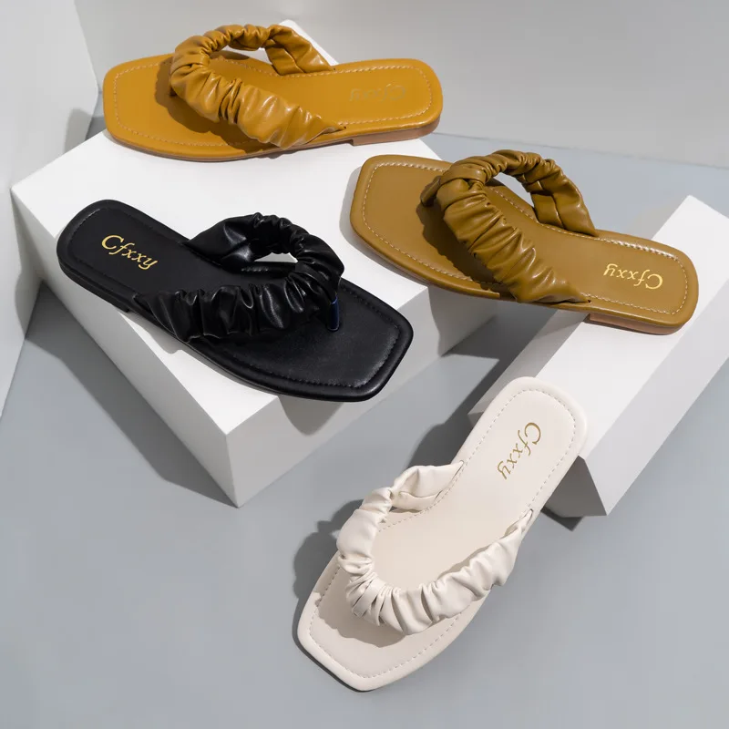 

2022 Summer new arrival fashion flat solid color soft casual flip flops women shoes chic plus size outdoor beach slide&slippers, Three colors or customized