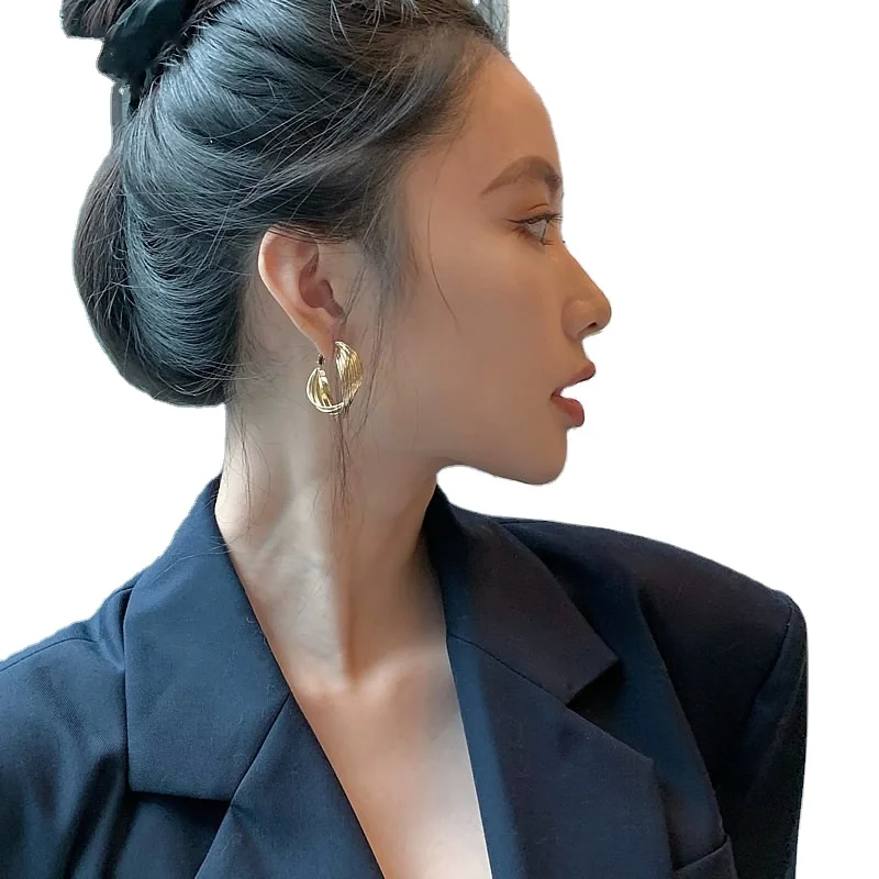 

Hot Sale Modern Stylish Pearl Earrings Jewelry Earrings, Colorful