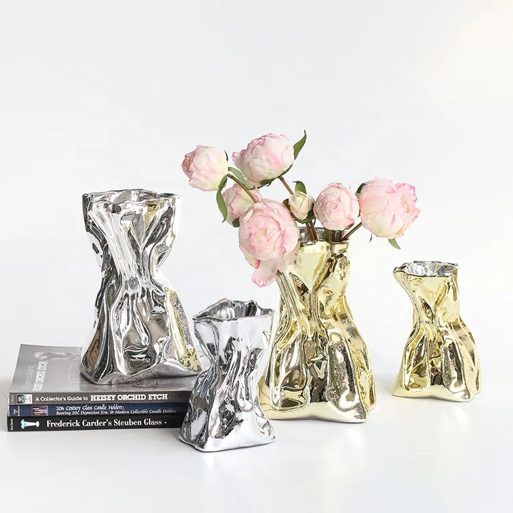 

Bixuan Modern Luxury Stylish Glass Vase Casual Paper Bag Shape Electroplating Golden Silvery Lustre Table Centerpiece Vase, 22cm