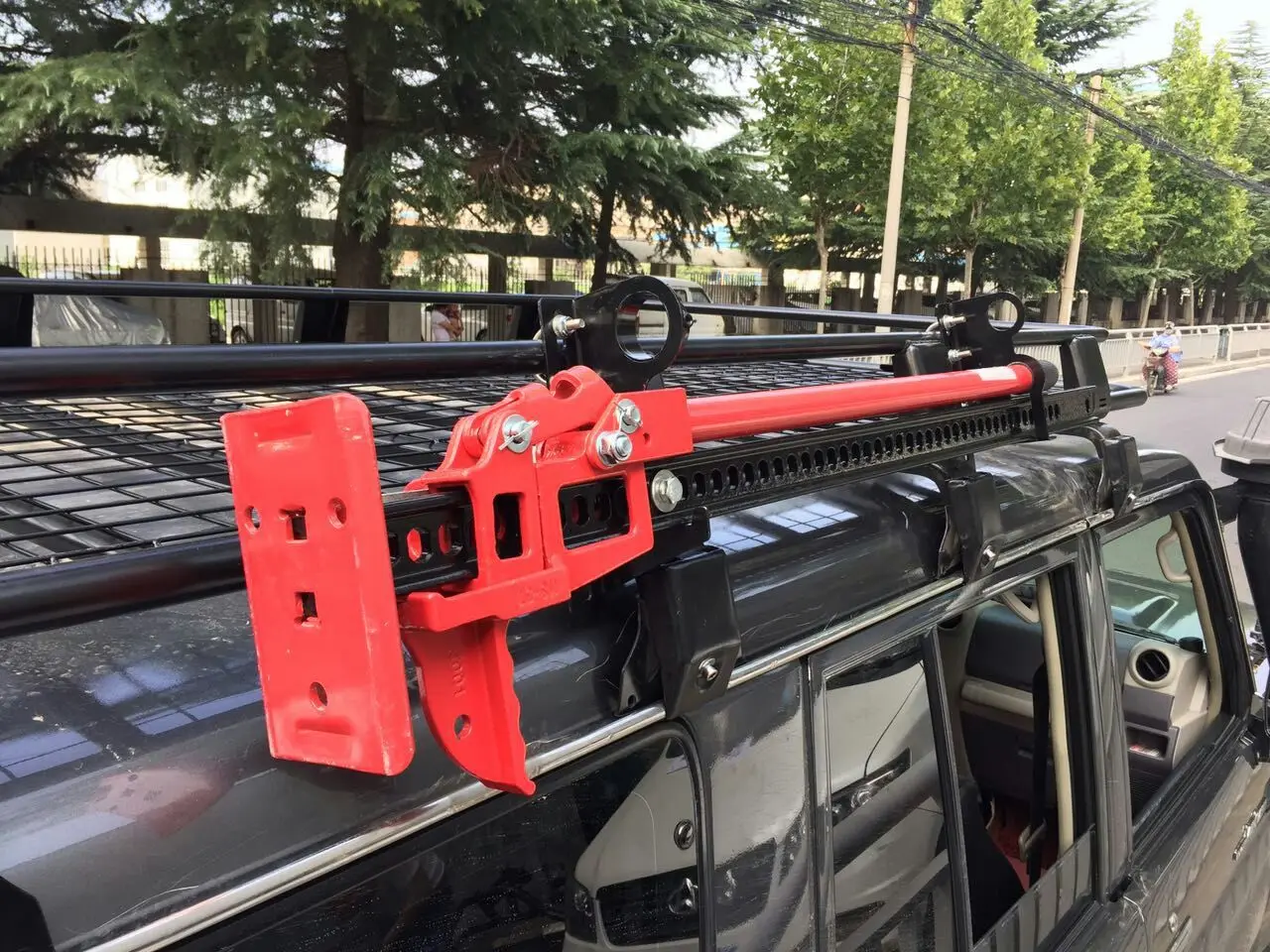 新款月个月越野汽车配件不锈钢前后防撞保险杠丰田 2007 陆地巡洋舰