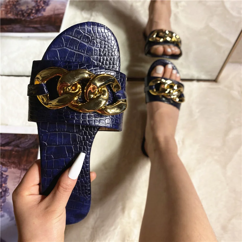 

Wholesale High Quality Gold Chain Crocodile Print Lady's Luxury Slippers Flat With Outside Beach Slides Shoes Women, Green,black,blue,brown
