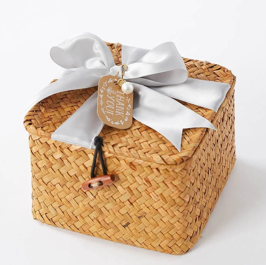 

Natural Hand Woven Rattan Home Knitting Bamboo Storage Basket Gift Box with Lid, Natural color