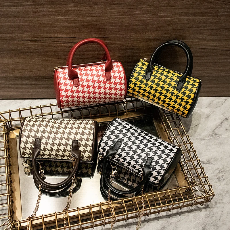 

Casual plaid printed women's handbags 2021 simple contrast color fashion one shoulder messenger purses pillow handbag women