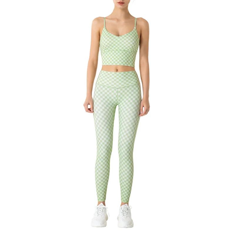 

Ready To Ship Checkered Pattern Printed Active Wear Fitness Sports Suits Workout Gym Running Halter Neck Bra Two Piece Yoga Set