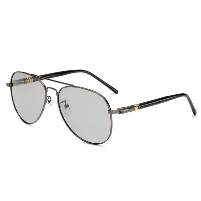 

2021 Fashion classic Metal uv400 night driving sunglasses 2021 unisex polarized Photochromical sunglasses