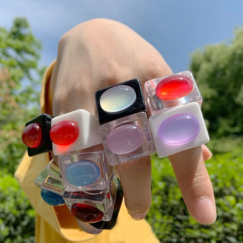 

2021 Trendy Colorful Transparent Resin Rings Clear Geometric Square Round Shape Acrylic Rings for Men and Women, As picture