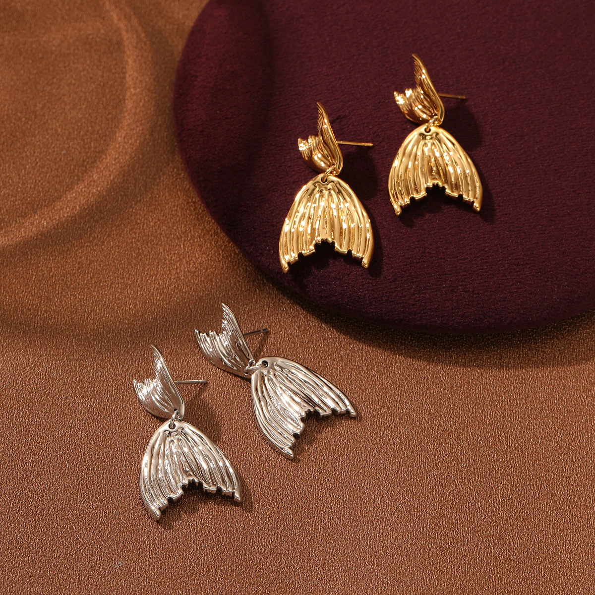 

Newest fan shaped fish tail 316l stainless steel PVD gold plated earrings 18k jewelry stainless hypoallergenic earrings women