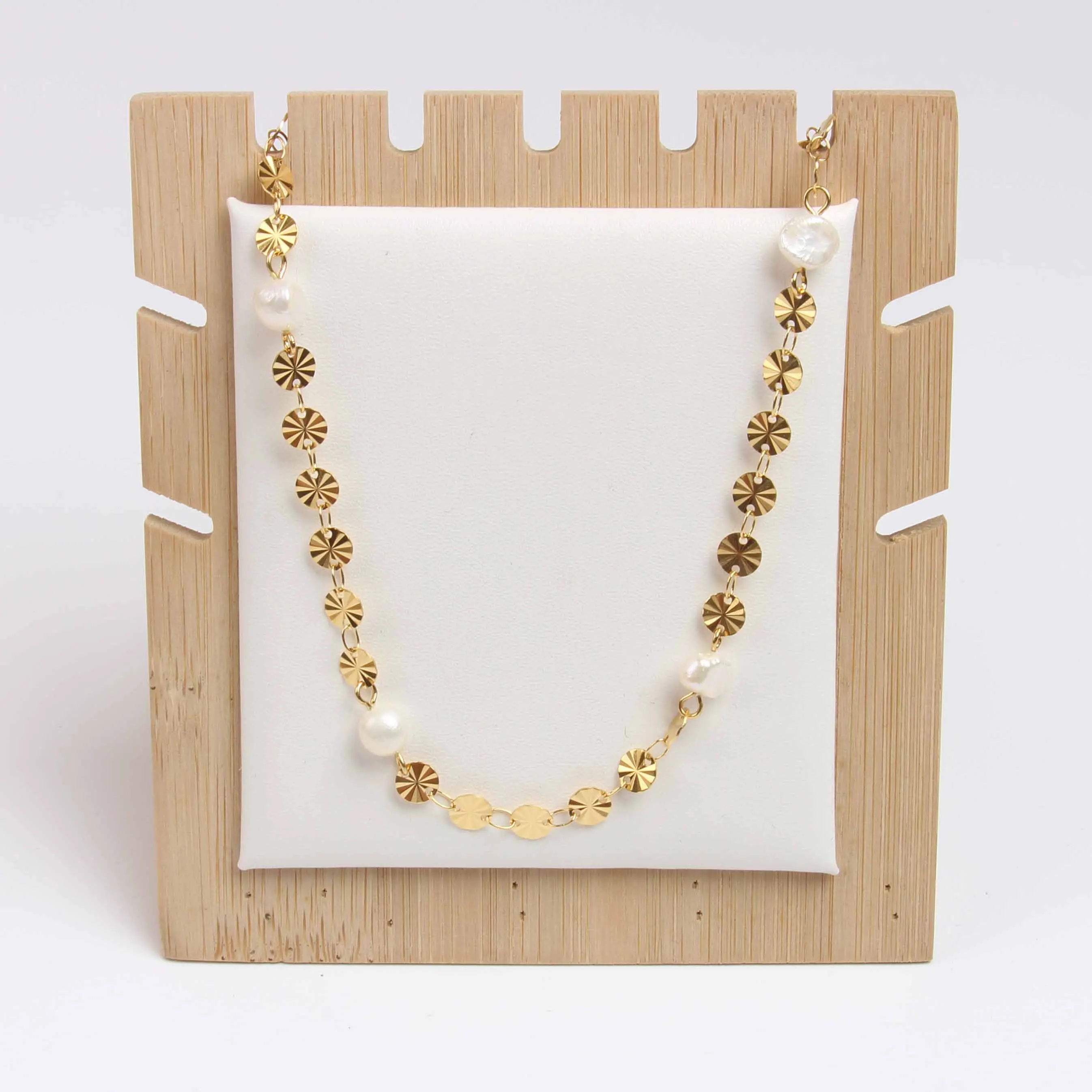 

Trendy Stainless Steel Jewelry 18K Gold Circular Rays Real Pearl Chain Newest Necklace