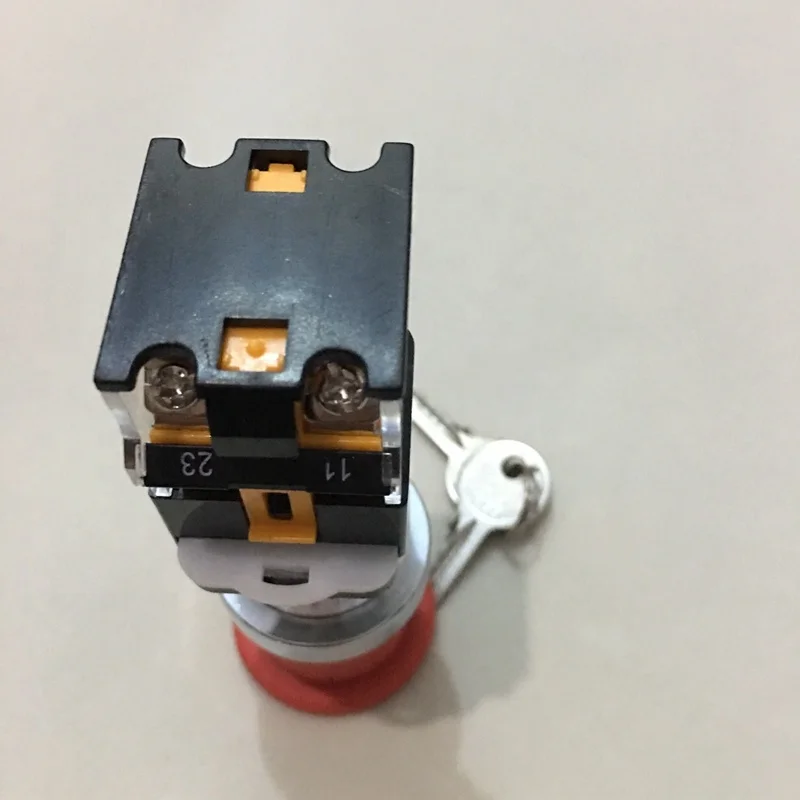 Explosion-proof emergency stop button with key Mushroom Head Lock Emergency Switch Old money