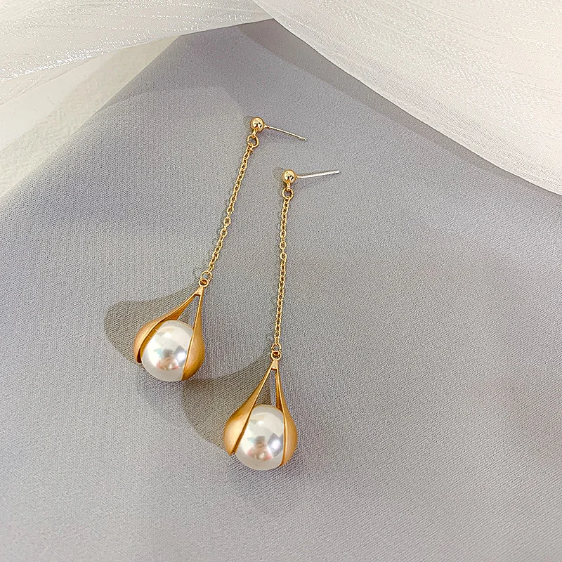 

2021 trendy jewelry 63mm long pearl dangle earrings women