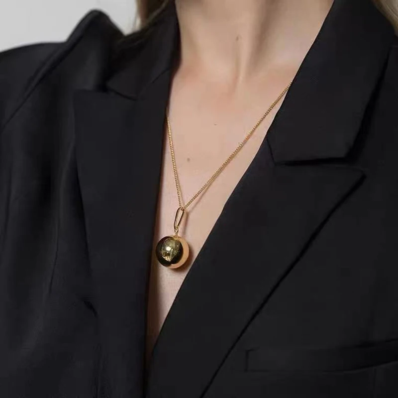

New Simple Metal Small Round Ball Pendant Necklace Fashion Temperament Long Clavicle Thin Chain Necklace Women Jewelry