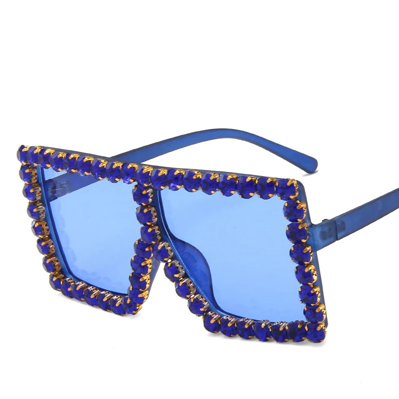 

Trendy Cool Fashion Square Frame Diamond Sunglasses Women