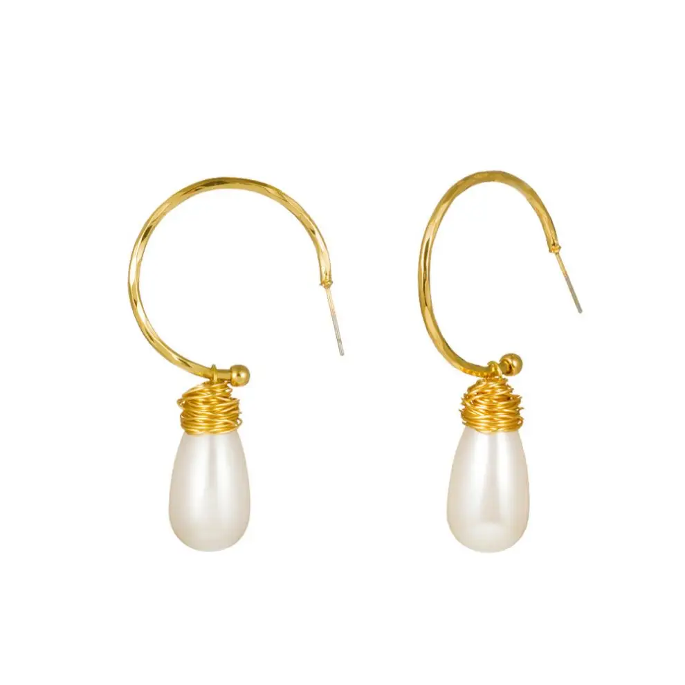 

China Factory Vintage Seawater Butterfly Pearl Earring, Gold