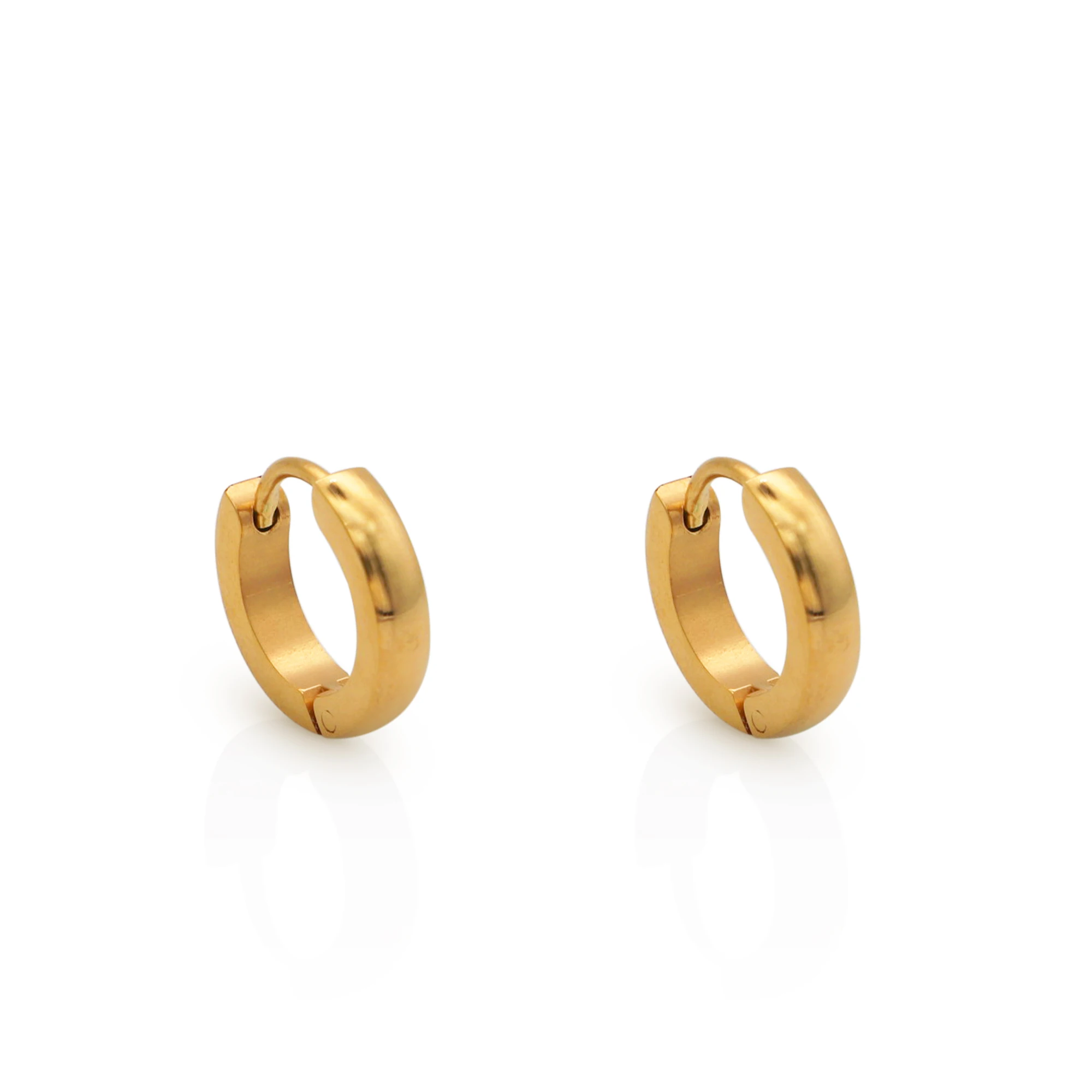 Chris April fashion jewelry pvd gold plated 316L stainless steel simple cute plain huggies hoop earring