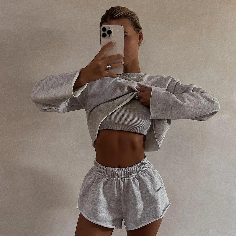 

Matching Three Pieces Sets Women Clothing Custom Logo Workout Sets For Women Sweatshirt Sets For Women