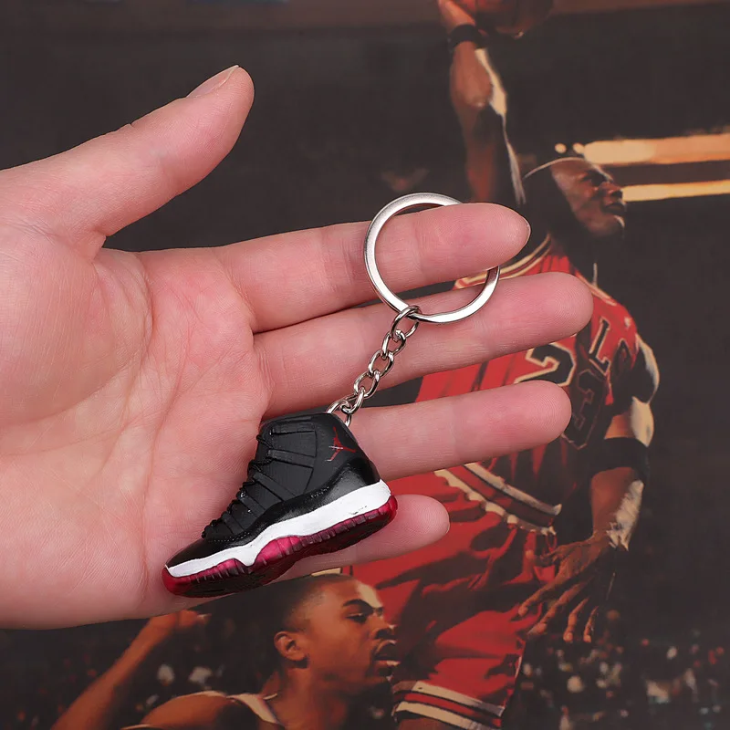 

3D mini Sneaker Keychains Shoes concord Model Pendant Gifts with box, Red,black, bule,white and customized