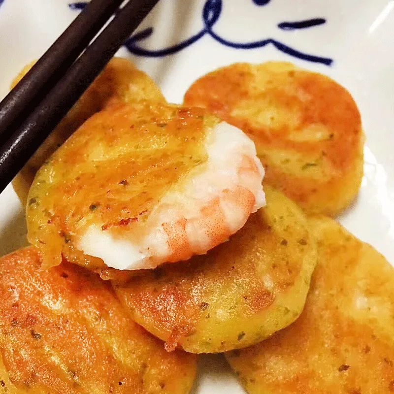 
2020 new chinese instant food Cooked Shrimp cake with a sedge and codfish 