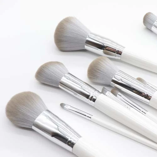 

2021 convenient fashion fog professional makeup brush set, Silver