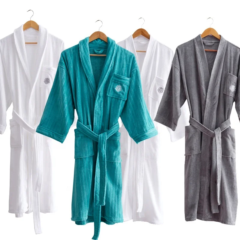 

Wholesale Bathrobes 100% Cotton Hotels Embroidery Waffle Robes Bathrobe Set, White green