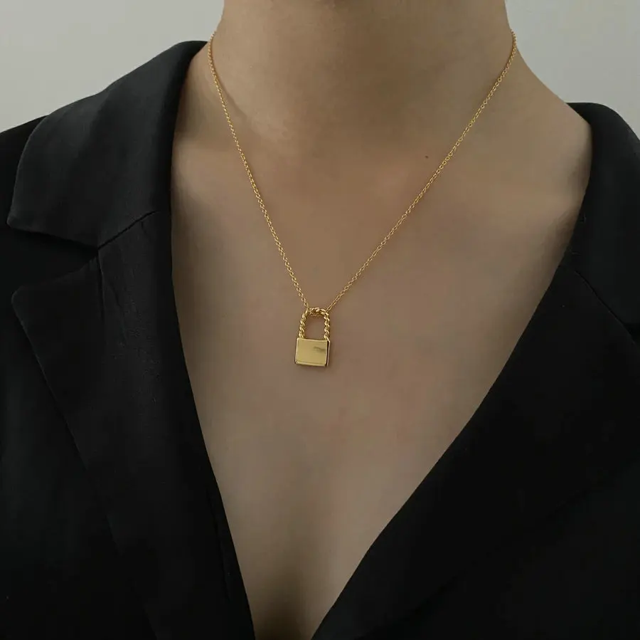 

Hot Selling Simple Jewelry Personalised Women Girls 18k Gold Plated Stainless Steel Lock Pendant Paper Clip Chain Necklace, Gold,rose gold,steel,etc