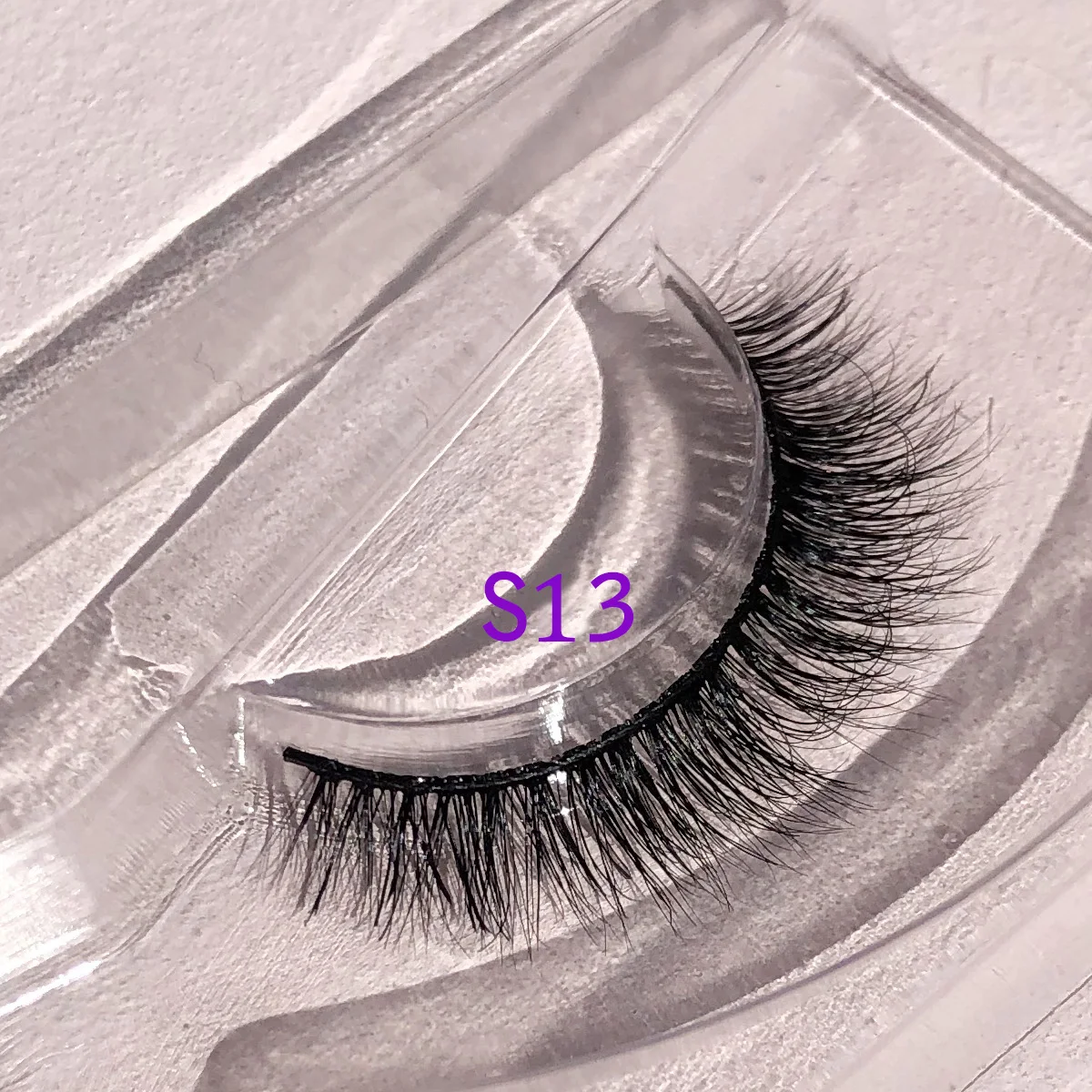 

iShero eyelash venders 10mm 12mm natural fluffy short 3d mink eyelashes with custom lash boxes for small eyes, Black