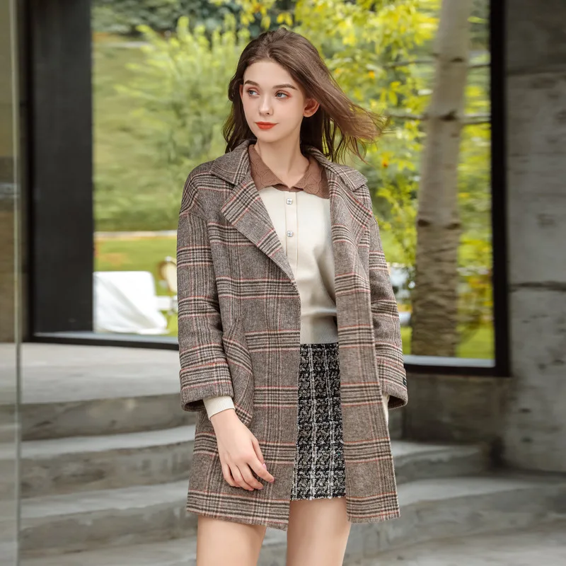 

2020 Autumn and Winter New Women's Lapel Check Double-sided Woolen Coat