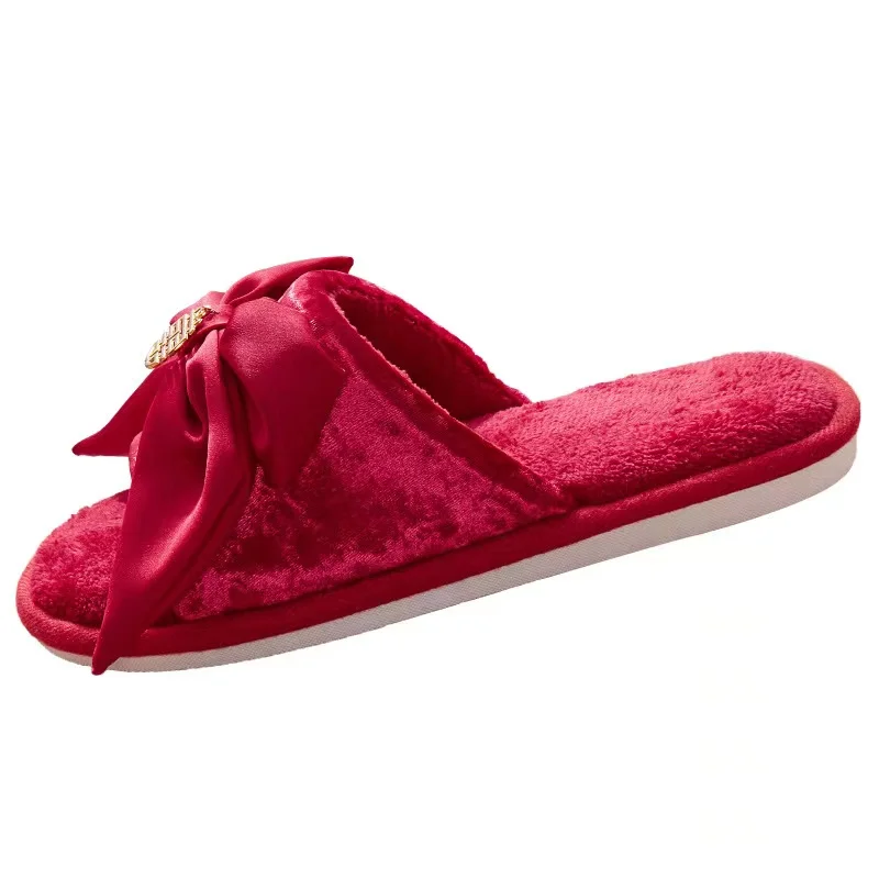 

Top Quality Women's Warm Winter Plush Flat Slippers Cartoon Slip On Plush Indoor Slippers, Customized color