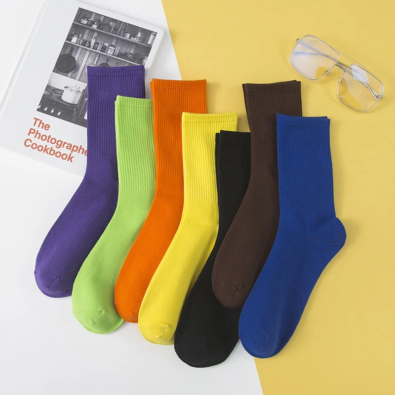 

Ins funny pure color breathable Cotton OEM customized logo grey orange manufacturer colorful men compression sports crew socks