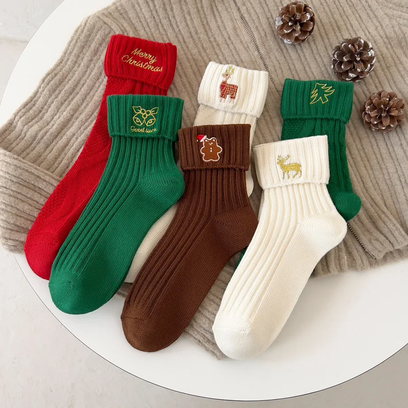 

Jingwen OEM Meias De Natal Big Red New Year Cotton Cute Embroidery Cartoon Christmas Socks