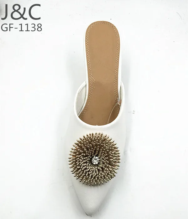 
Ultrasonic modeling embossed ladies shoes flower 