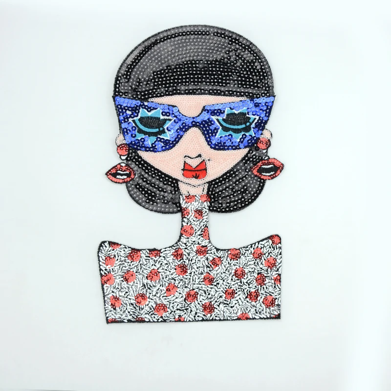 最新设计前绣花蕾丝贴花衣服