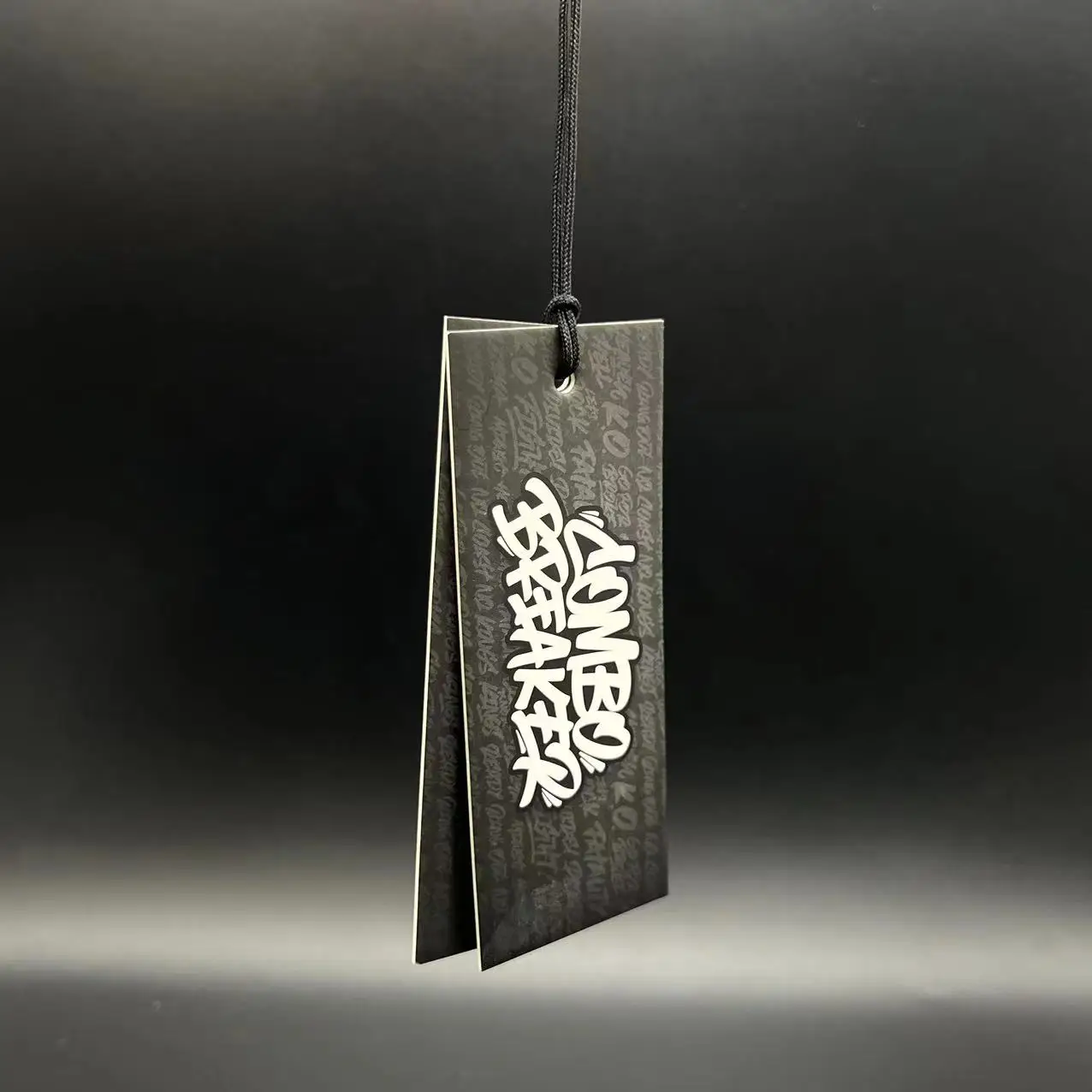 Customized Design Logo Printing Hang Tags Matte Material Recycle Clothing Luggage Toys Hanging Tags