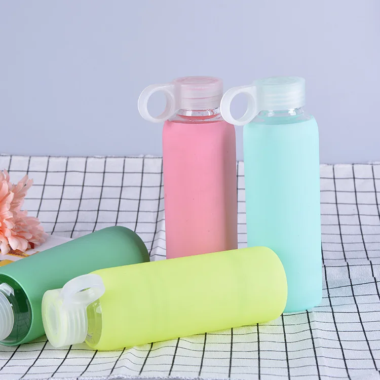 

Free Sample Promotional Portable Leakproof Borosilicate Glass Water Bottle With Sleeve 500ml, As picture