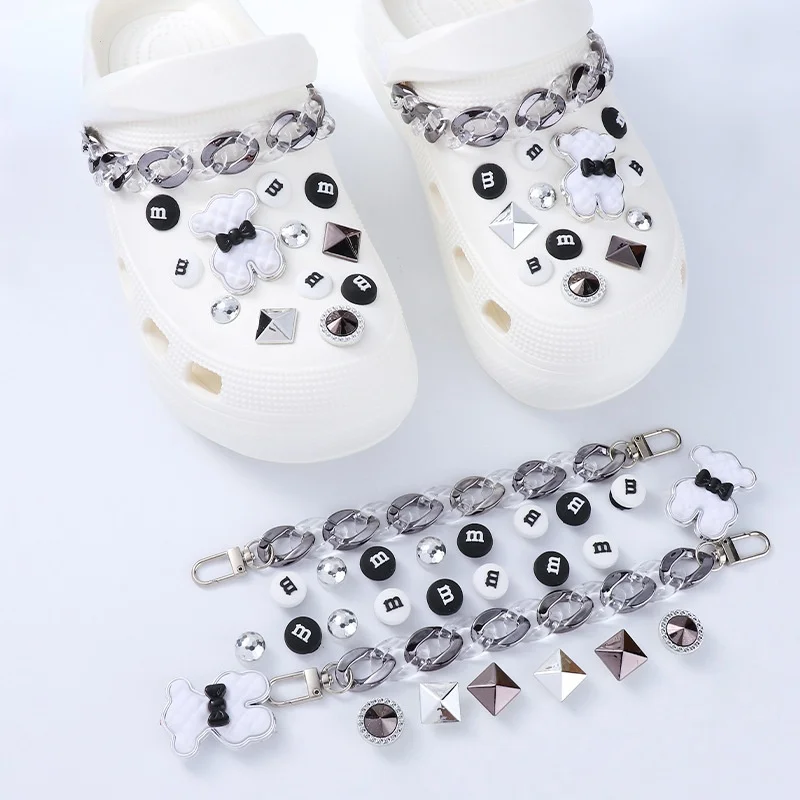 

New Cute Bear Croc Shoe Charms Luxury Croc Charms Accessories Metal Shoe Decorations Bundle Shoes Buckle Decoration Chain