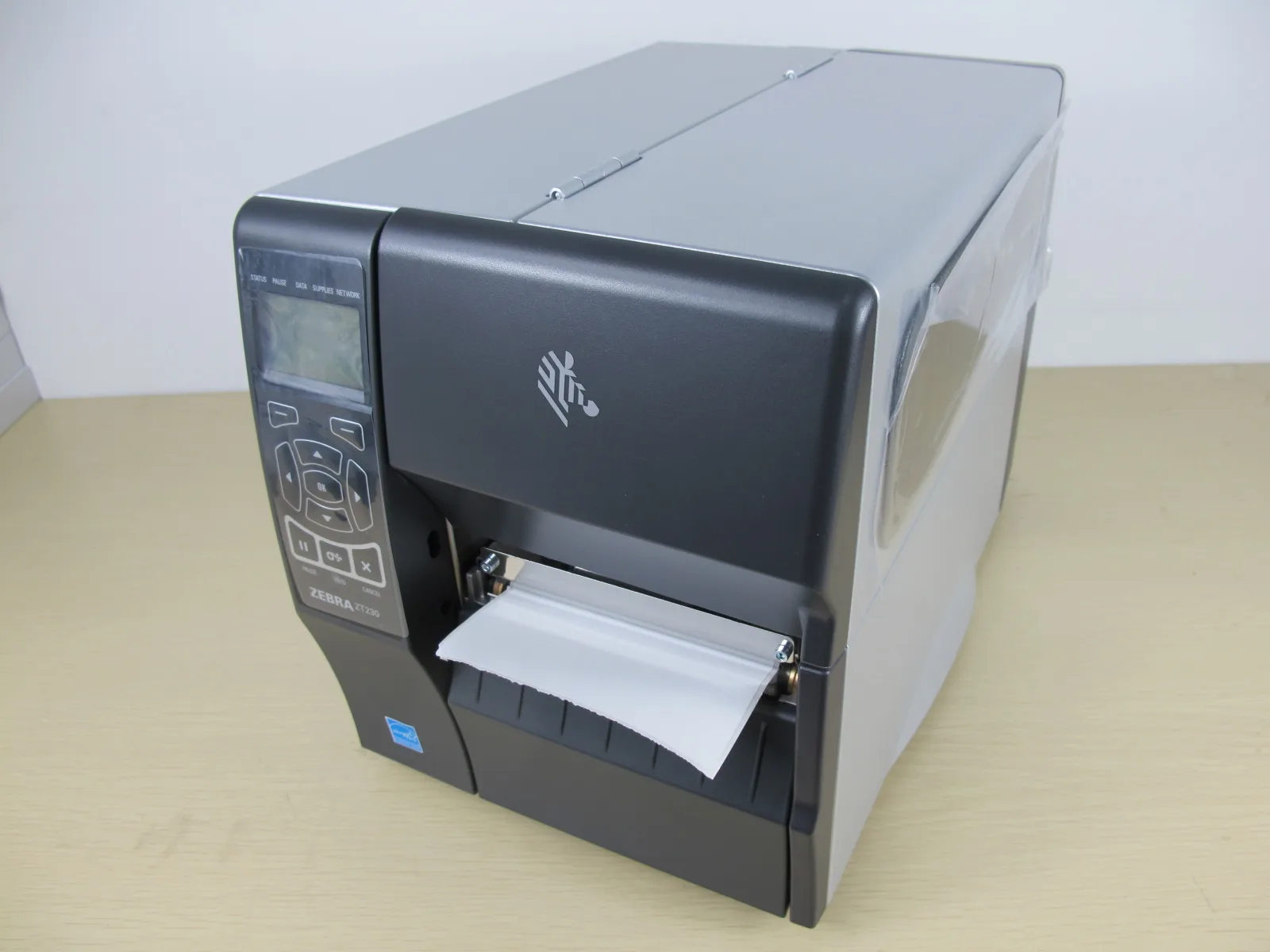 Original Brand New Zebra Zt230 Desktop Thermal Transfer And Direct Thermal Modes Barcode Printer 3969