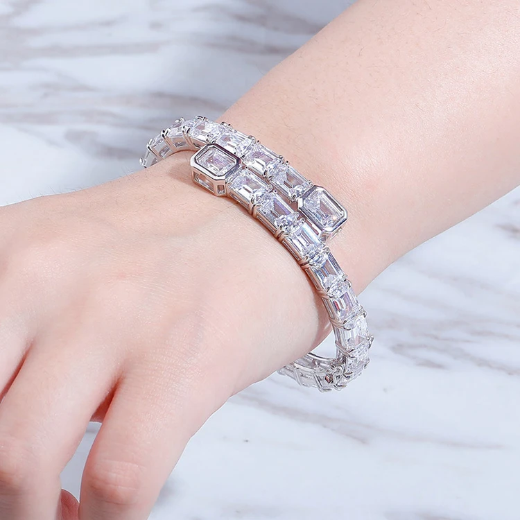 

Custom Design Baguette Zircon Crystal Open Design Hip Hop Women Bracelet Jewelry