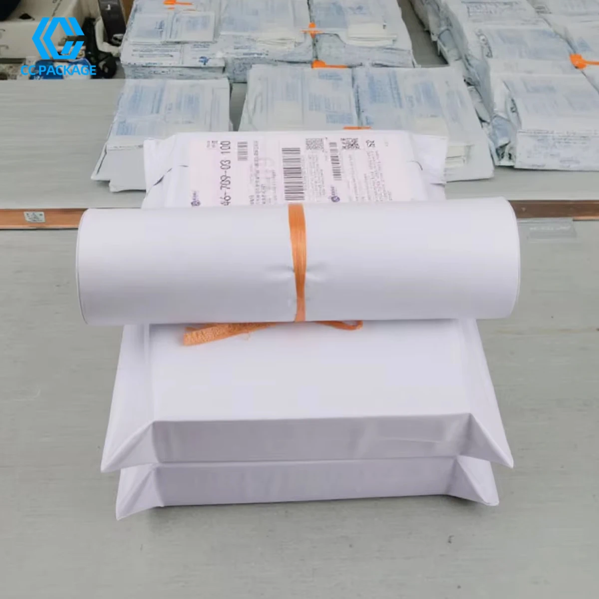 100Pcs/1Bag Custom Polymailer Courier Bag Biodegradable Packaging Mailer Mailing Shipping Bags Recycled for Clothes Packaging