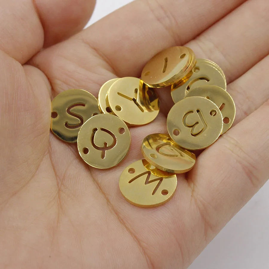 

2021 Sailing Jewelry 26 Initial Letters Round Accessories Stainless Steel 26 Initial Letters Dic Accessories