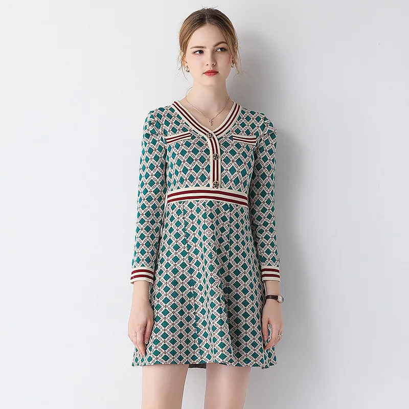 

New Autumn Casual V-neck Long-sleeved Warm Soft Color Blocking Pullover Knitted Women's Sweater Dress, Customized color