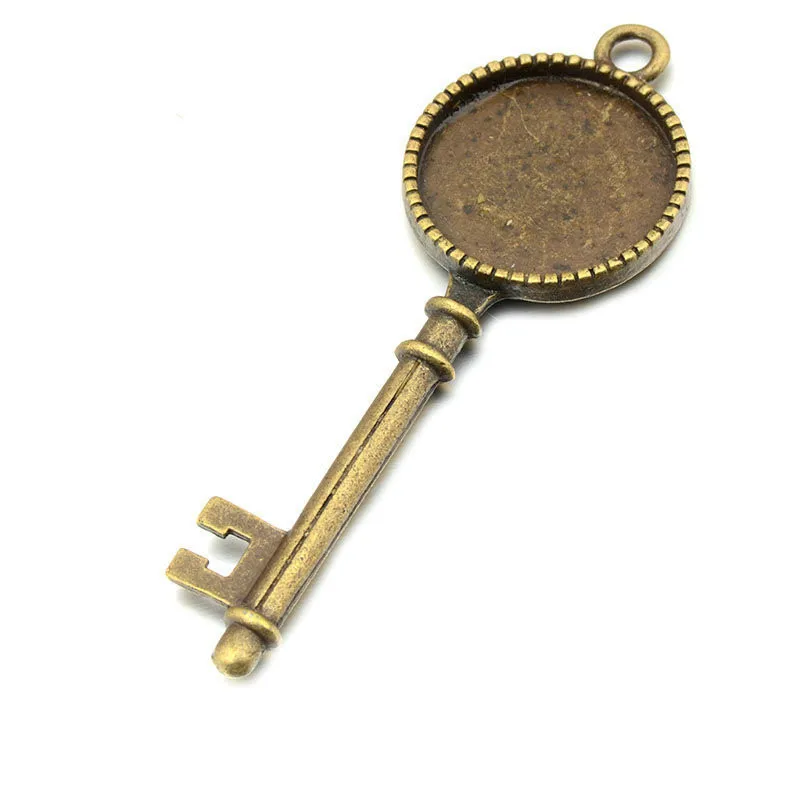 

2021 Sailing Jewelry DIY 20mm Retro Key Round Bottom Key Photo Frame Pendant