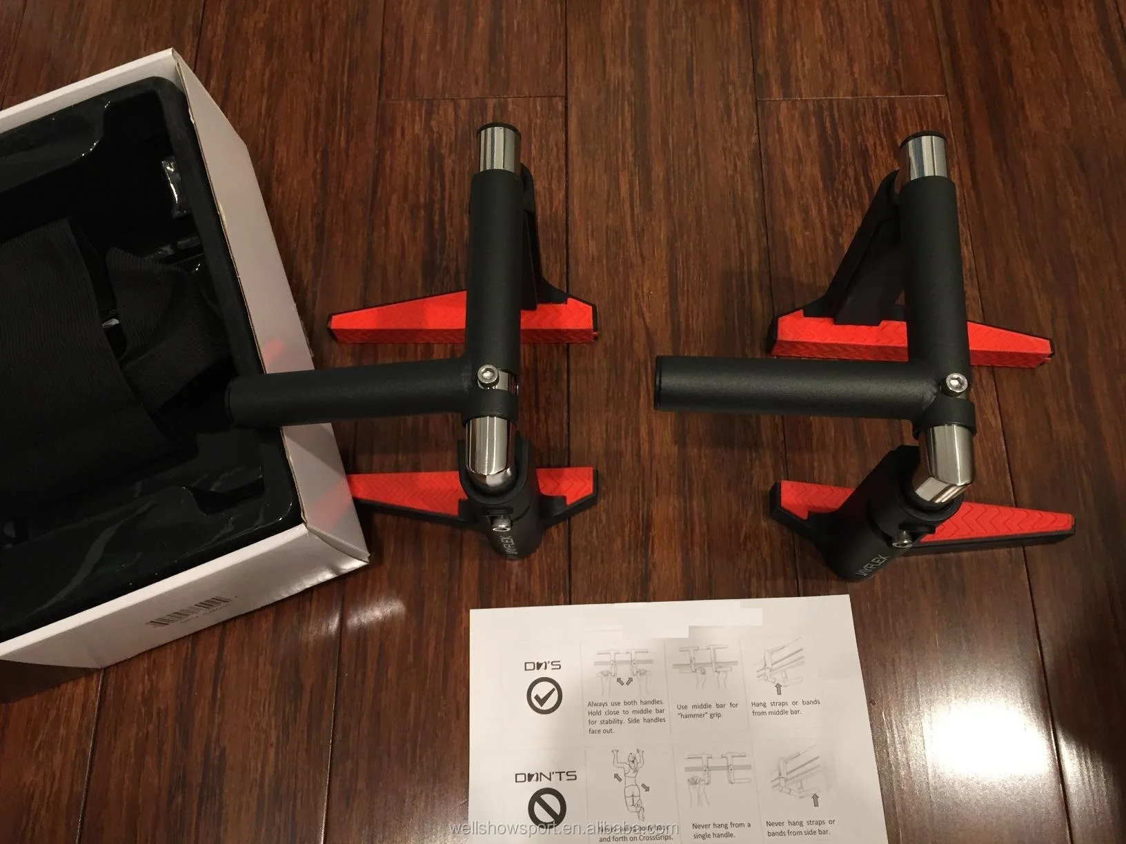 Doorframe Pull-up Bar  (2).jpg