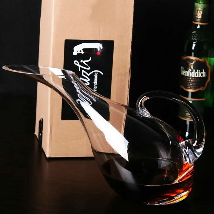 

2021 Papual High Quality And High-Capacity Glass Wine Decanter